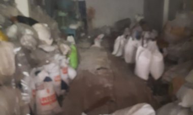 ट्रॉनिका सिटी क्षेत्र स्थित पॉलीथिन फैक्ट्री में लगी भीषण आग दमकल विभाग की 3 गाड़ियों ने आग पर पाया काबू