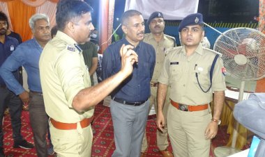 जिलाधिकारी और एसएसपी ने कांवड़ मार्ग एवं कांवड़ियों के लिए लगे कैंपों का किया औचक  निरीक्षण