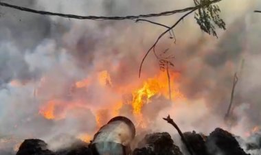 कपड़े के गोदाम में लगी भीषण आग कोई जनहानि तो नहीं  लेकिन सारा सामान जलकर हुआ राख