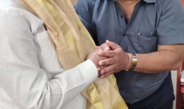 संजीव गुप्ता ने की राज्य मंत्री नरेंद्र कश्यप से मुलाकात