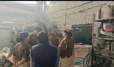 बदमाशों ने मेटल फैक्ट्री के गार्डों को हथियारों के बल पर बंधक बनाकर डकैती की वारदात को दिया अंजाम