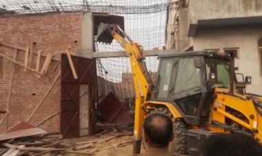 तेजस न्यूज़ :-लोनी में निर्माणाधीन इमारत का लेंटर भरभरा कर नीचे गिरा, 13 लोग मलबे में दबे दो ठेकेदारों की मौत 11 की हालत गंभीर