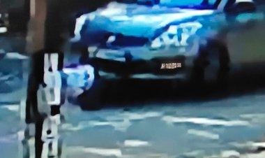 तेजस न्यूज  : जाको राखे साईयां मार सके ना कोय, कार चालक ने युवक को रौंदा बाल बाल बची युवक की जान ,सीसीटीवी कैमरे में घटना हुई कैद