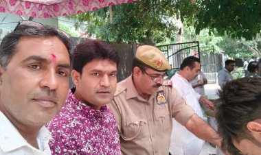 तेजस न्यूज : युवा कवि प्रशांत जोशी पार्थ और उनके समस्त सहयोगीयों ने विशेष भंडारे का आयोजन कर लिया धर्म लाभ