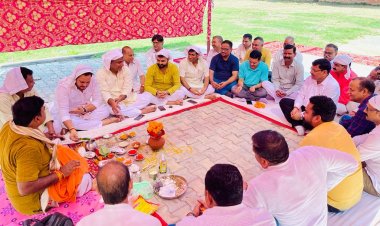 श्री रामचरितमानस रामलीला कमेटी के तत्वाधान में विधि विधान से हुआ भूमि पूजन