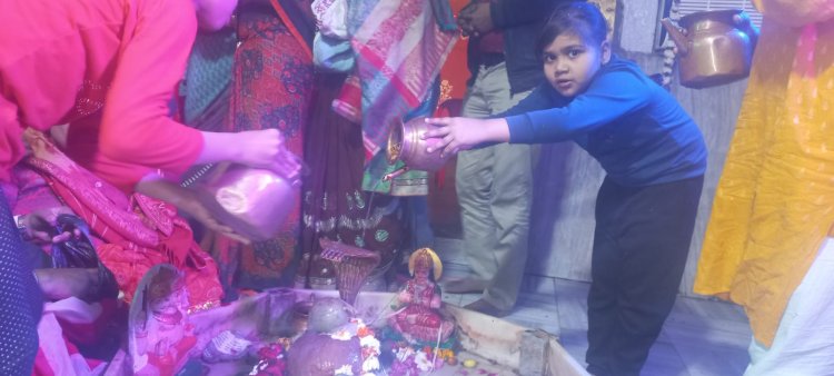 बनखंडी महादेव मंदिर पर सजी 56 भोग और  झांकीयां