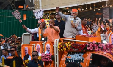 प्रधानमंत्री नरेंद्र मोदी के रोड शो में उमड़ा सैलाब