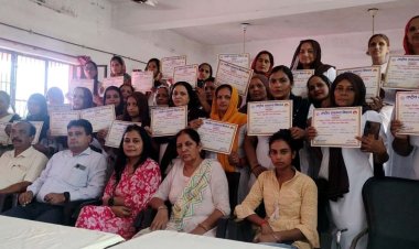 आशा कार्यकत्रियों को मिले प्रशिक्षण प्रमाणपत्र