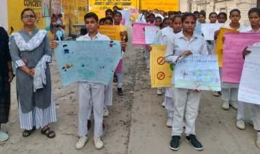 नशे के खिलाफ विद्यार्थियों ने निकाली जागरूकता रैली