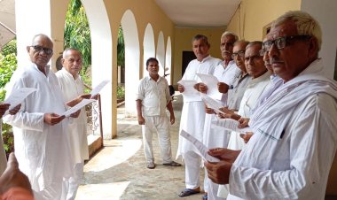 योगेश ने अध्यक्ष, सुभाष चंद ने प्रबंधक की ली शपथ