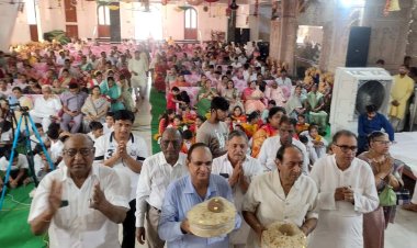 त्रिलोकधाम में आयोजित हुआ सन्मति वर्षा योग कलश स्थापना समारोह