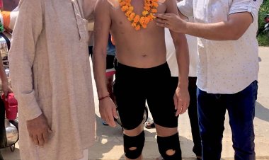 हरिद्वार से 251 लीटर कांवड़ लेकर आए कावंडियां का स्वागत