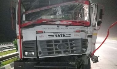 पेरिफेरल एक्सप्रेस वे पर दुर्घटना में दो घायल