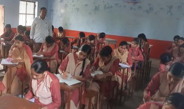 पोस्टर प्रतियोगिता में सोनल को मिला पहला स्थान