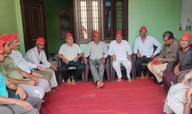 देश की तीसरे नम्बर की पार्टी बनने पर हर्षित हुए सपाई