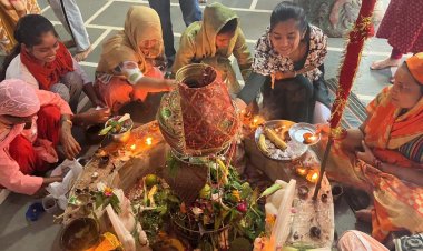 सावन के चौथे सोमवार पर शिवालयों में बोल बम की गूंज