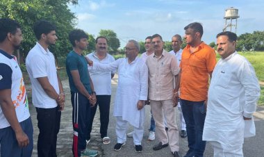 जर्जर खेकड़ा स्टेडियम के लिए रास्ता तक नही