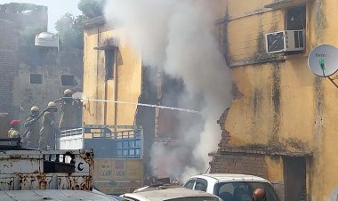 कोतवाली के मालखाने में लगी भीषण आग