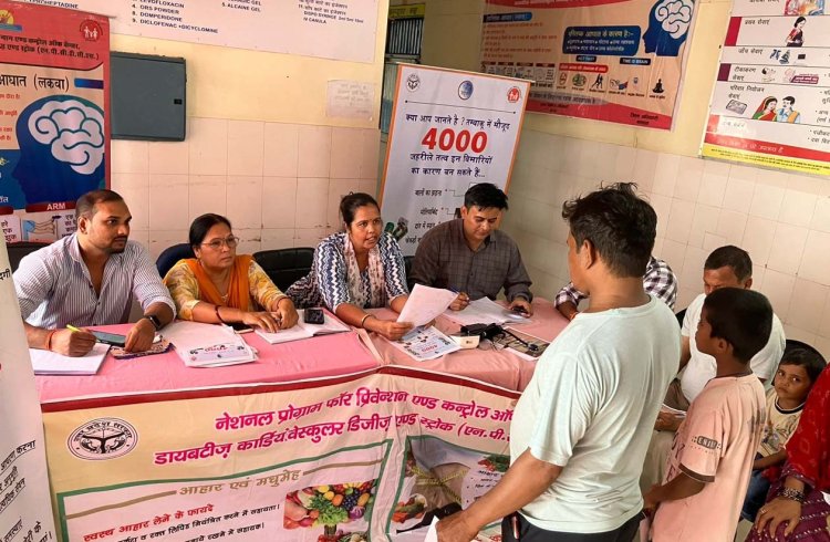 आत्महत्या की बढती प्रवृति पर की चर्चा