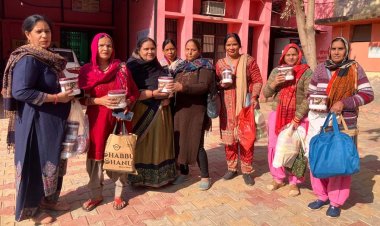 कुपोषित बच्चों को मिला प्रोटीन पाउडर