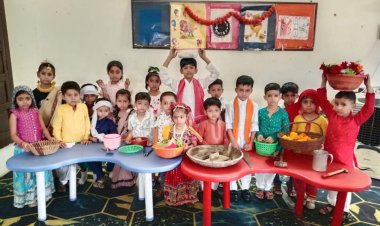 बच्चों ने अपनाई श्रमिकों की भूमिका, पेश की अनोखी झलक