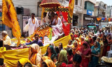 मंदिर में देव प्रतिमाओं की प्राण प्रतिष्ठा