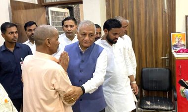 राज्यपाल जनरल वी. के. सिंह ने दी स्व. ललित भाटी को श्रद्धांजलि, शोक संतप्त परिवार से की मुलाकात