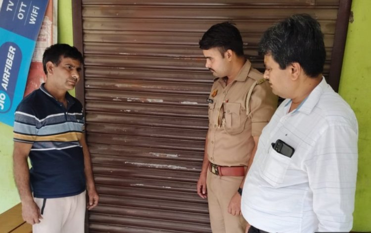 परचून की आड़ में इलाज, रठौड़ा में झोलाछाप डॉक्टर दबोचा गया