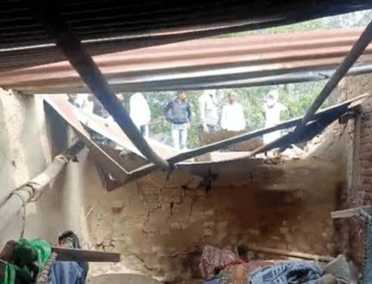 ईंट भट्ठे पर झुग्गी गिरने से श्रमिक परिवार के चार लोग घायल