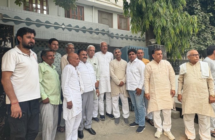 उत्तर प्रदेश सहकारी चीनी मिल संघ के निदेशक पद पर निर्वाचित होने पर कृष्णपाल सिंह चेयरमैन का हुआ स्वागत