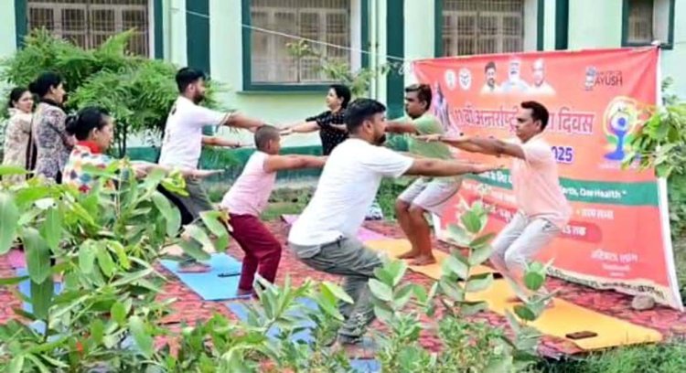 सांकरौद के आयुष चिकित्सालय में योग सप्ताह की शुरुआत
