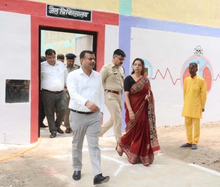 अधिकारियों ने किया जिला कारागार बागपत का औचक निरीक्षण