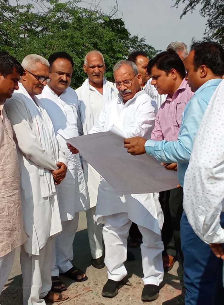 सांसद डॉ. सांगवान ने किया यमुना के अलीपुर बांध का निरीक्षण