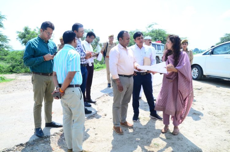 उफनती यमुना पर बागपत जिला प्रशासन हुआ सतर्क