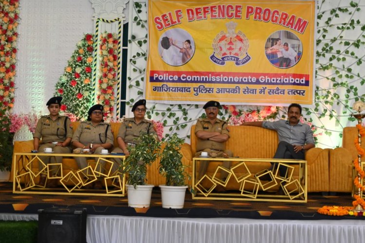 गाजियाबाद पुलिस बल को आत्मरक्षा का विशेष प्रशिक्षण