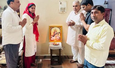 शिक्षक दिवस पर काव्य गोष्ठी में कवियों ने शिक्षकों की महिमा का किया बखान