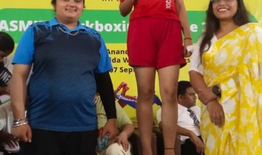 नोएडा से गोल्ड मेडल जीतकर लौटी बॉक्सर अवनी