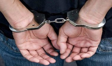 नशे में महिलाओं से छेड़छाड़ करने वाला युवक पकड़ा गया, लोगों ने की जमकर धुनाई