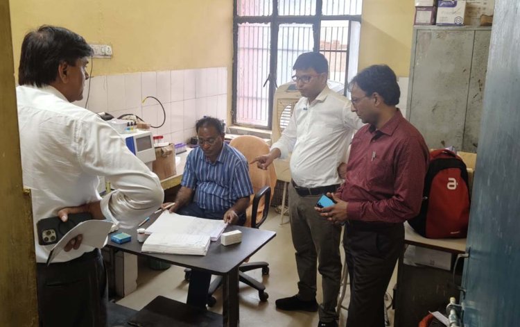 सीएमओ ने सीएचसी का किया औचक निरीक्षण