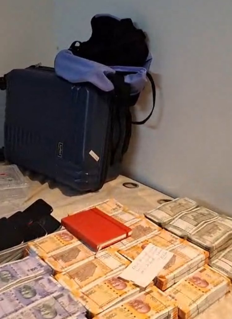 विजयनगर में साइबर फ्रॉड और नकली नोट गिरोह का भंडाफोड़, 6 गिरफ्तार