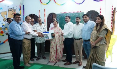 श्यादवाद जैन एकेडमी में सम्मानित हुईं विजेता छात्राएं