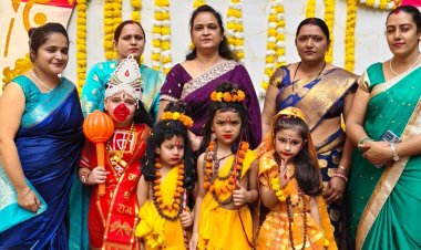 वनों से लौटे राम लक्ष्मण सीता, दीपों से सजी अयोध्या