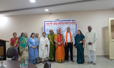 योग से स्वस्थ जीवन का संदेश : वरिष्ठ नागरिक समिति की मासिक बैठक संपन्न