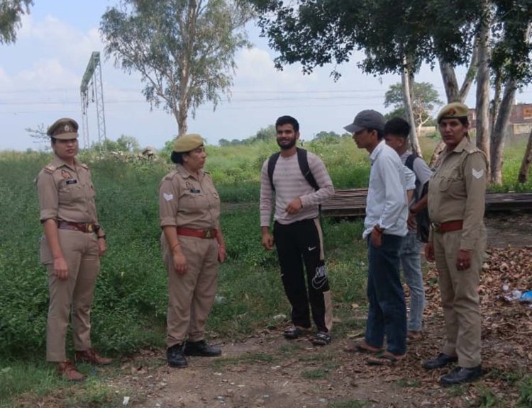 मिशन शक्ति अभियान के तहत महिला पुलिस ने डार्क स्पॉट्स पर की कार्रवाई