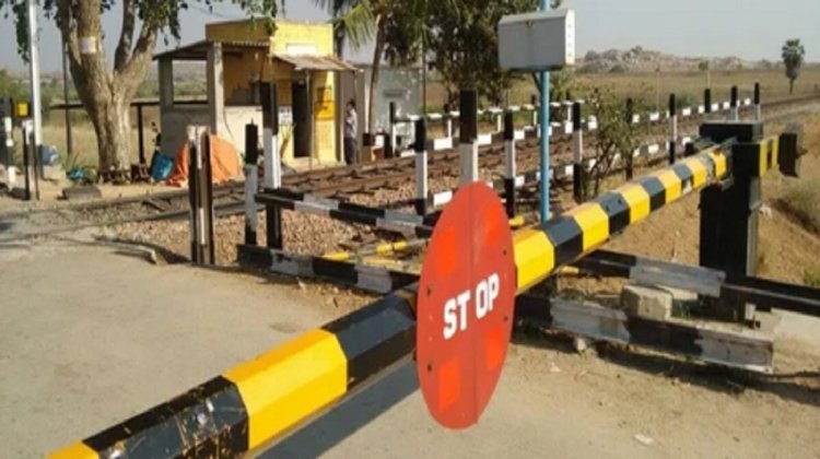 रेलवे फाटक खोलने की जिद में युवक ने फाटक मैन से की मारपीट