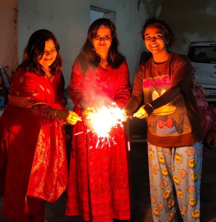 खेकड़ा में धूमधाम के साथ मनाई गई दीपावली