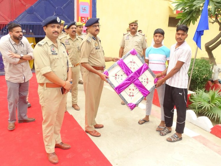 जिला कारागार बागपत का पुलिस उप महानिरीक्षक ने किया औचक निरीक्षण