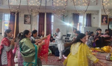 जैन भक्ति आराधना में भजनों की छटा बिखरी