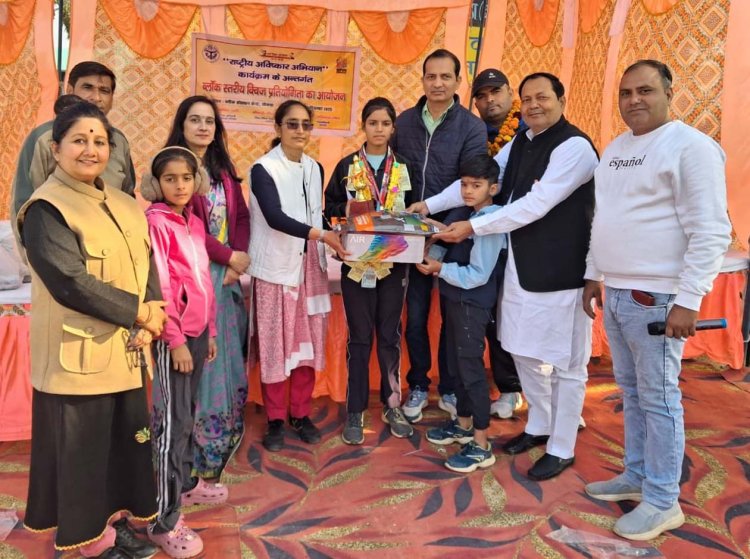 बीआरसी पर क्विज प्रतियोगिता में मेधावी बालक सम्मानित