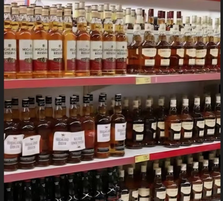 वर्ष -2025: आबकारी नीति से बदली तस्वीर, यूपी सरकार ने रचा नया कीर्तिमान